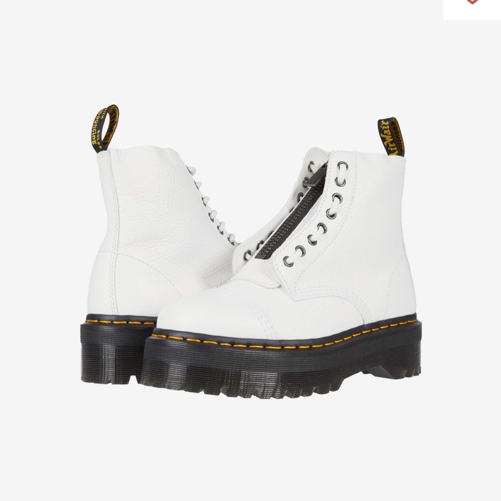 Dr. Martens
Sinclair Platform Size 9 worn 1 time